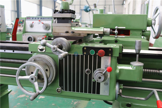 Mini-Drehendrehbank der CNC-Metalldrehbank-CA6140