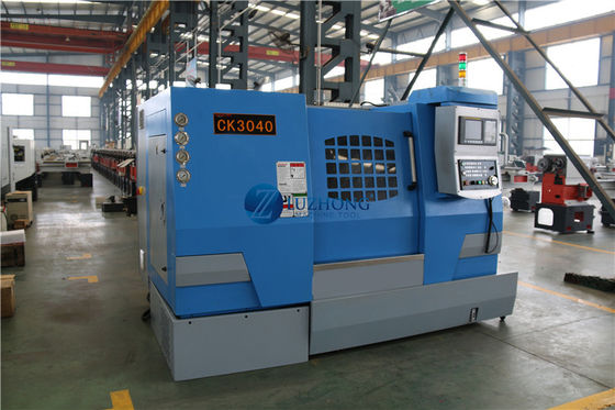 Eine 30 Grad-Schrägen-Bett CNC drechseln CK3040, das Mittelmaschine dreht
