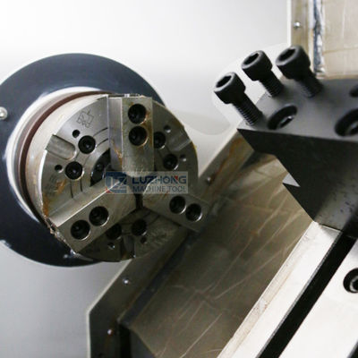Cnc-Drehbankwerkzeug-Drehkopf TCK6336 CNC, der Mitteldrehbankmaschine dreht