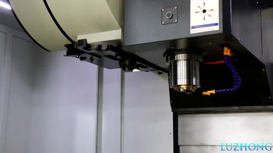 Automatische vertikale Fräsmaschine VMC1370 Cnc